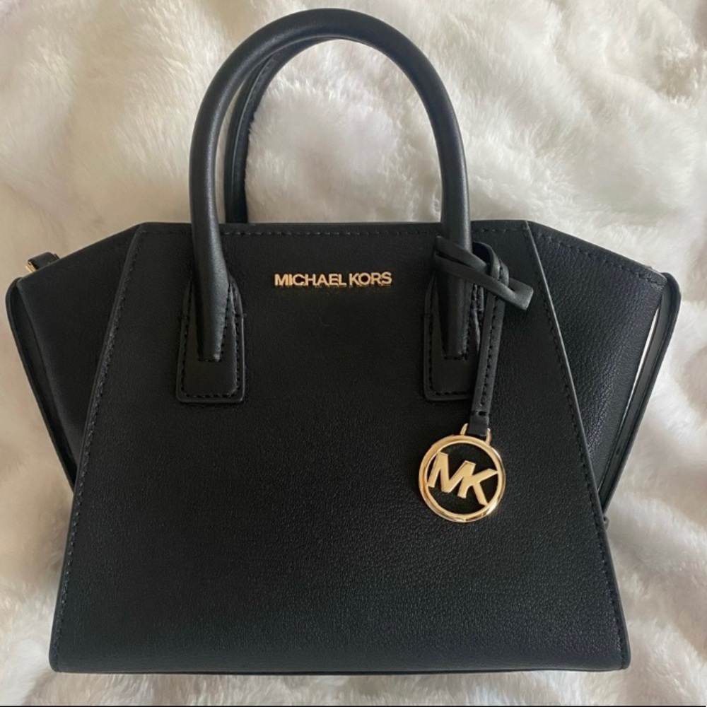 Black Micheal Kors Mini Purse